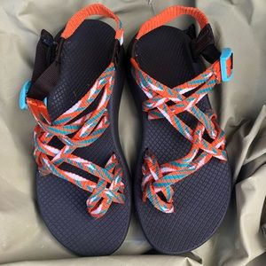 Size 9 Women’s chacos